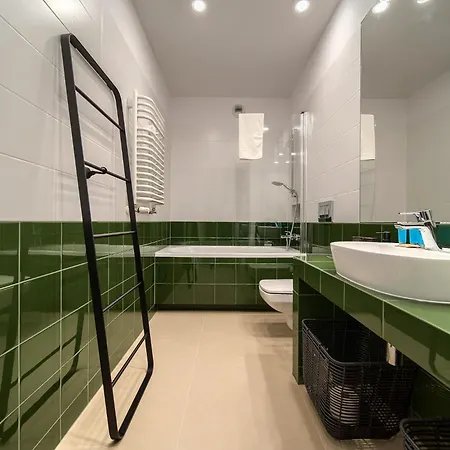 Madalinskiego Deluxe Apartman *