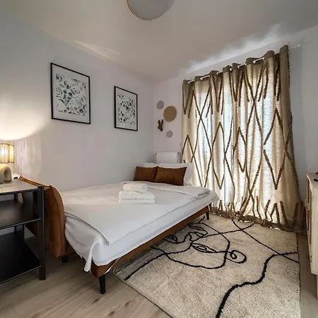 Апартаменты Madalinskiego Deluxe *